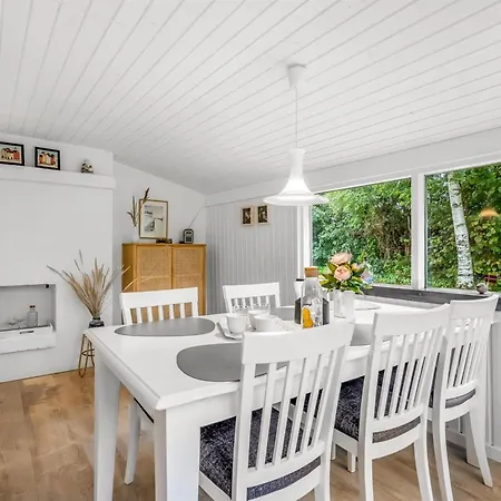 Eike - From The Sea By Interhome * Hadsund
